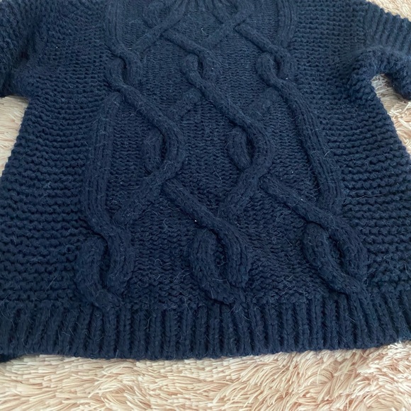 GAP mock navy cable knit sweater - Picture 3 of 8